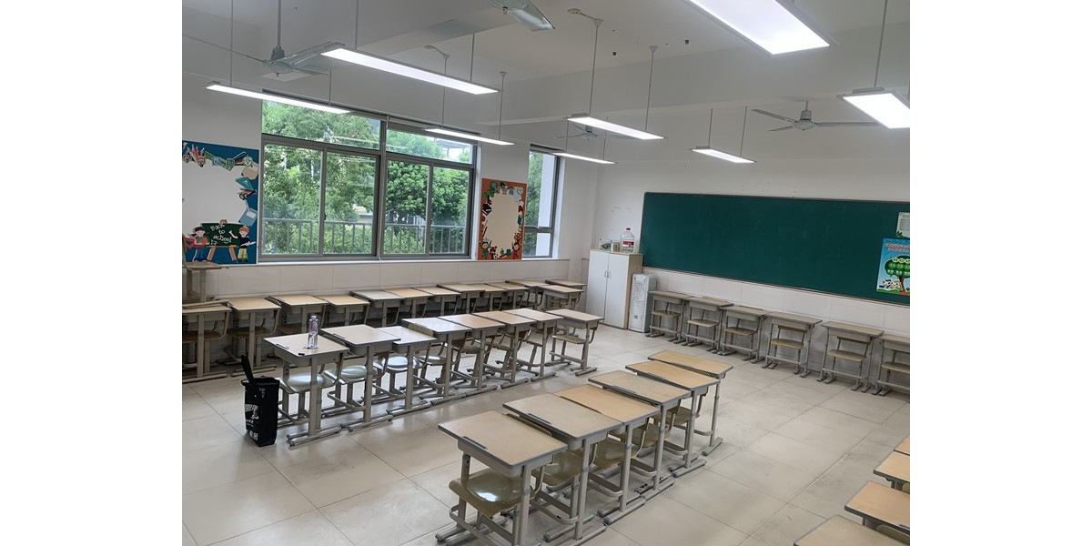 案例｜上海七寶明強小學(xué)(西校區(qū))打造教室優(yōu)質(zhì)照明光環(huán)境，迎接開學(xué)季
