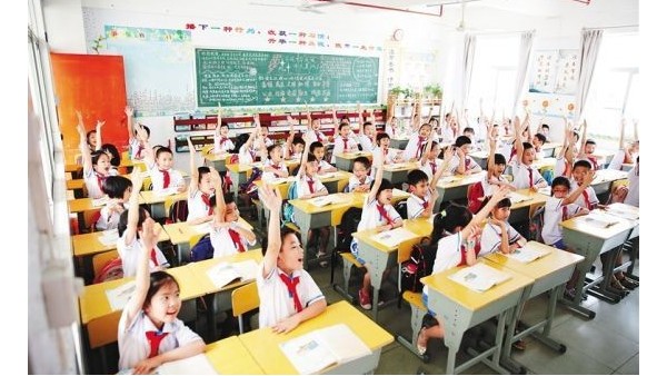 呵護青少年視力健康，為什么教室要選擇護眼教室燈具？